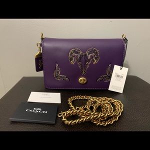 NWT Coach 1941 Tattoo Dinky 24 37063